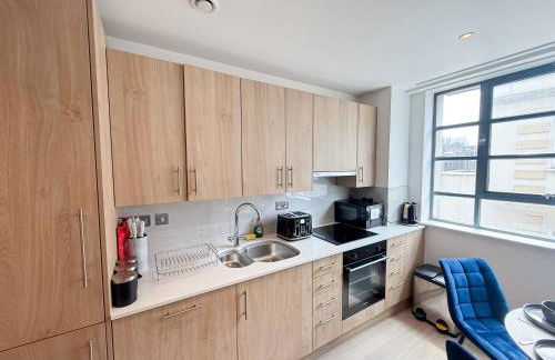 3-Bedroom with Balcony and Studio Apartments in St Johns Wood near Marylebone & Regents Park by NourNest Apartments - Foto 56