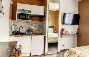 STUDIO GARE AMIENS TOUT ÉQUIPÉ NETFLIX WIFI 2PERS - Foto 3