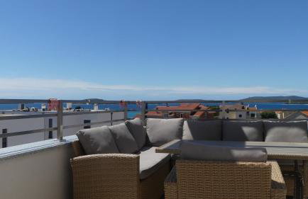 Seaside Serenity - Elegant Apartment with Stunning Sea Views - Foto 1