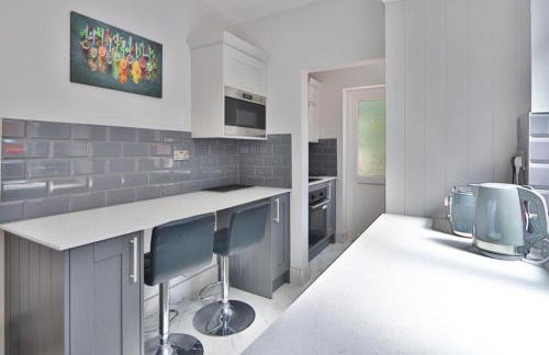 Surbiton Home with free parkings, Surbiton, Kingston upon Thames, Surrey, Greater London UK - Foto 14