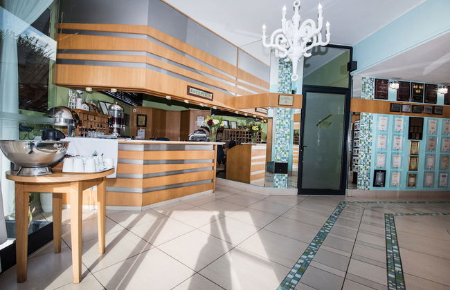 First Group La Cote D'Azur - Photo 4