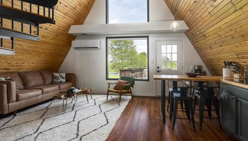 2BR A-Frame Cabin w Hot Tub Near Wine Trail - Foto 2