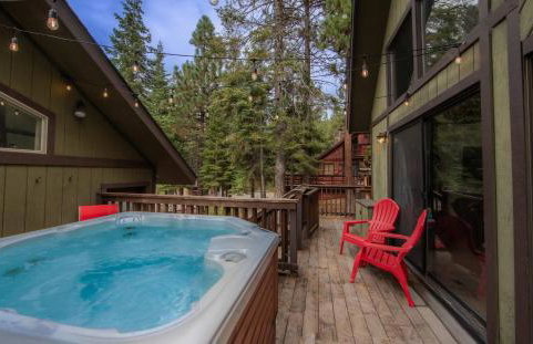Cold Creek Chalet - Hot tub & Movie Room - Foto 7