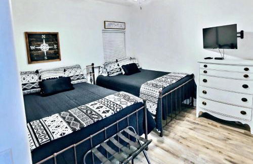 Barefoot Bliss - beachfront condo - sleeps 12 - Foto 48