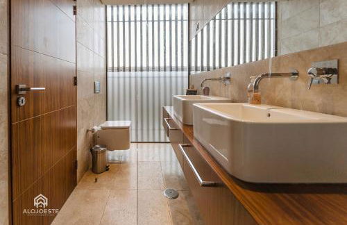 Quaint & Chic Seaside Villa - Foto 46