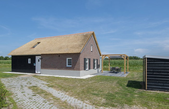 Thatched Villa Surrounded by Nature - Foto 1