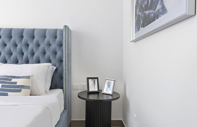 WelHome - Stylish Condo With Cityscape View in Creek Harbour - Photo 5