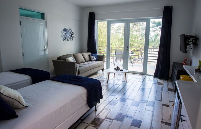 The Beach Pad - Photo 15