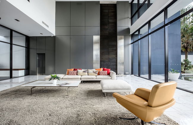 Ultra Broadbeach - Photo 2