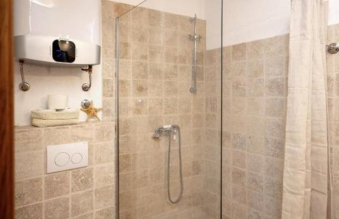 Lovely Home In Vrisnik With Wifi - Foto 31