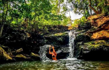 Chalé Mirante, piscina, cachoeira, lago e vista espetacular em Alexânia Goiás - Foto 9