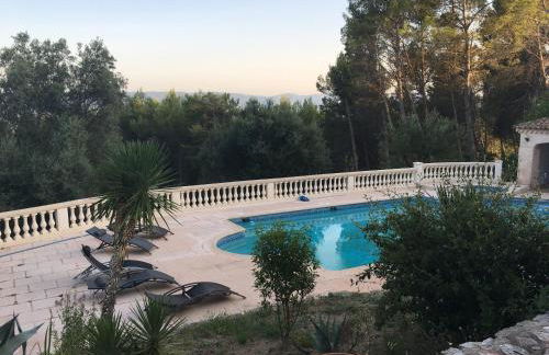 Les Lucioles - Photo 2