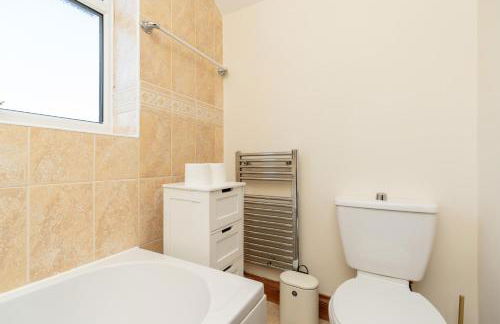 Classy Home near Southampton Airport -Free parking - Foto 18