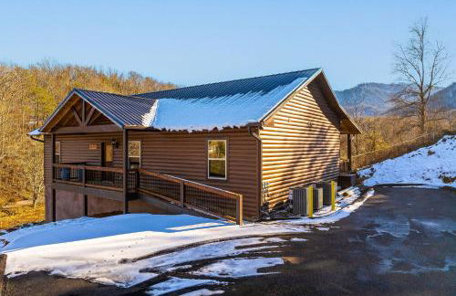 Swimming in the Smokies by American Patriot Getaways - Foto 9