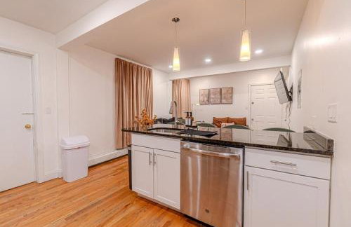 4BDR Near Tufts-10min-Walk to Subway-Free Parking - Foto 8