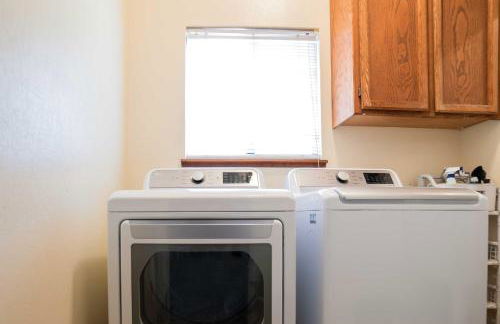 Deck and Hot Tub Rustic Groveland Home! - Foto 25