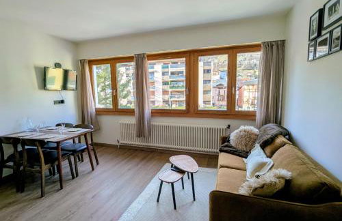 Appartement entièrement rénové tout confort hypercentre - Photo 2