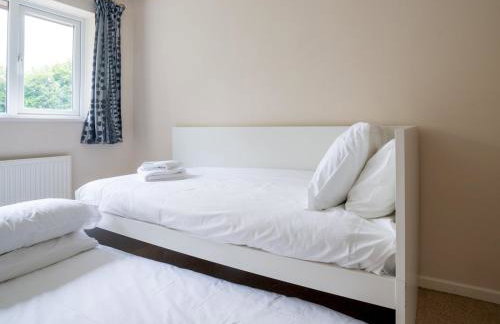 3 Bedroom family home Parking Garden - Pass the Keys - Foto 20