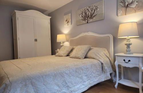 Three Bedroom Apartment by Beautiful Park - Photo 26