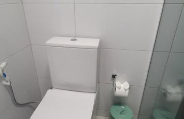 Lindo apto tudo novinho, prédio frente mar - Foto 30