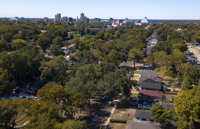 Medical District Gem - Photo 13