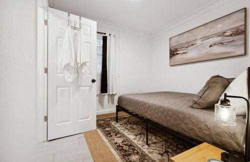 Clubhouse Cozy fast Wi-fi 6 min from Downtown - Foto 19