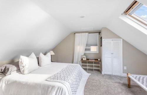 Waterfront Designer Retreat! Stunning Sunsets! Less than 5 minutes to the beach! - Foto 58