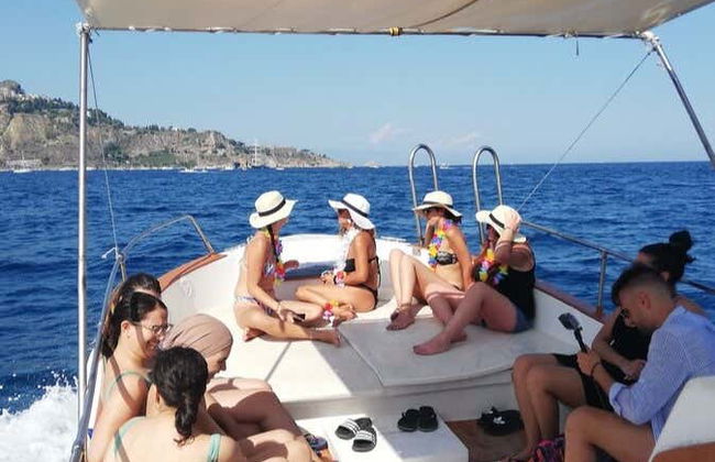 Paseo en barco por la bahía de Giardini Naxos - Foto 4