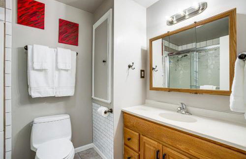 Gather Family! Home with Fenced Yard in Wheat Ridge - Foto 22