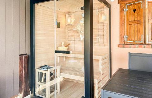 Gorgeous Home In Kutina - Foto 22