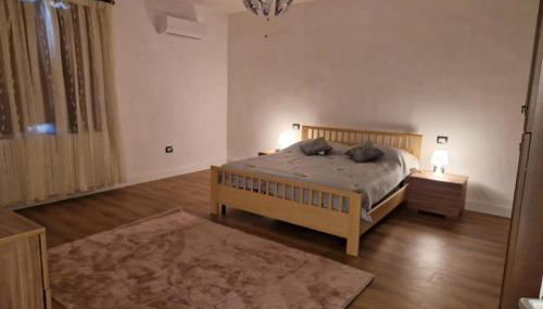 San Miniato 2-Bed Villa Sleeps 6 with Parking - Foto 2