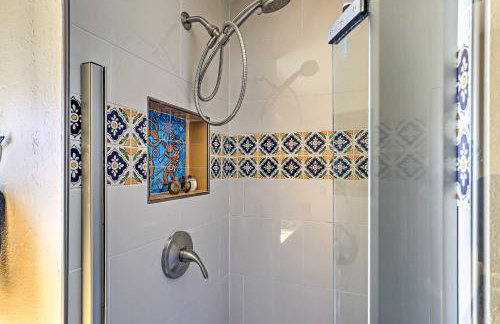 Modern Green Valley Condo - Near National Park! - Foto 14