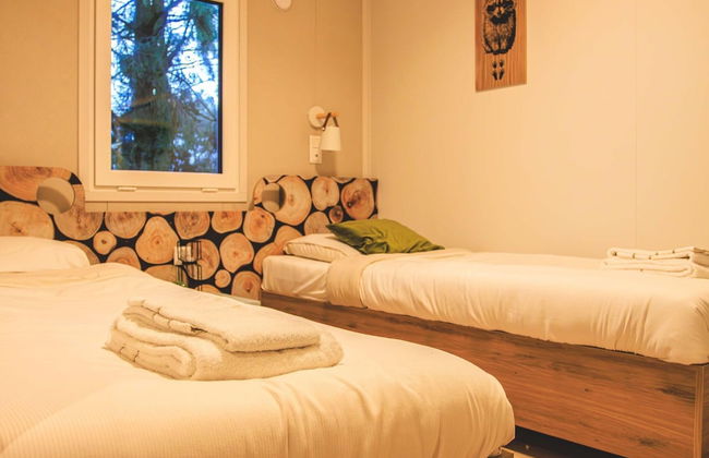 Modern Holiday Home With Infrared Sauna - Photo 2