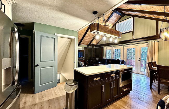 3BDR Home by Torch Lake Sandbar 11931 - Foto 10