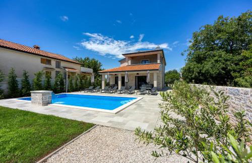 Villa Alves with Private Pool - Foto 31