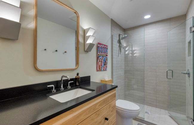 Rustic Arch Cape Getaway w/ Vibrant Interior Walk to the Beach Cape Wonder - Foto 25