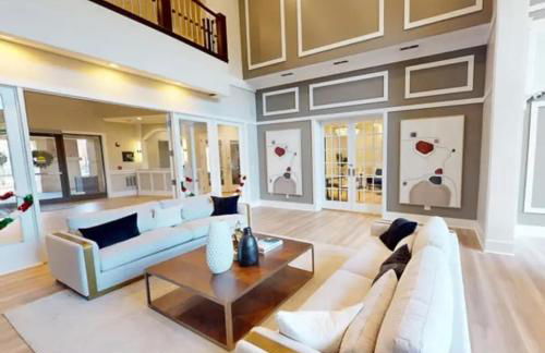 Landing Spectacular 2BD Clubhouse Pool - Foto 35