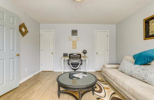 Spacious Home with Patio 8 Mi to Dtwn Decatur - Foto 12