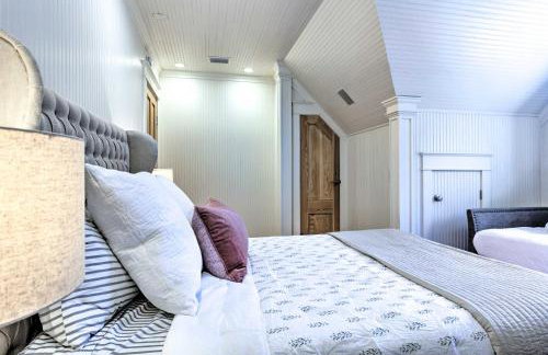 Luxe Fairhope Home with Covered Patio Walk to Bay - Foto 18