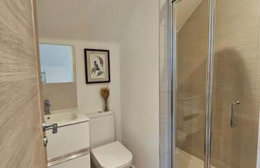 Dog-Friendly Townhouse in Converted Mill near Stroud Commons - Foto 40