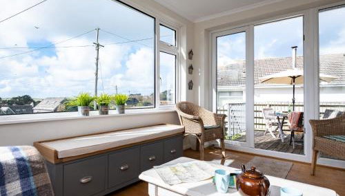 Croft Elms - Photo 4