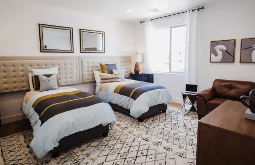 Townhome w Private Hot Tub Air Hockey and more - Foto 44