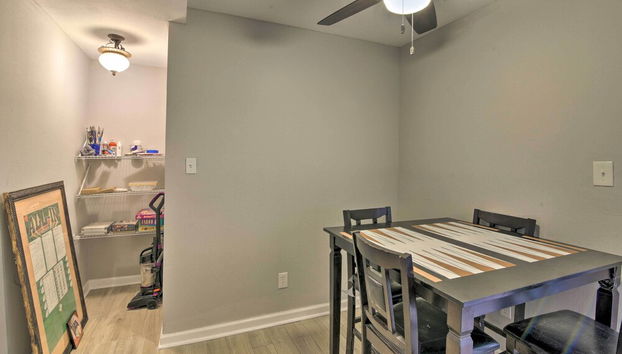 Convenient Galveston Apartment: 1/2 Mi to Beach - Foto 3, Interior