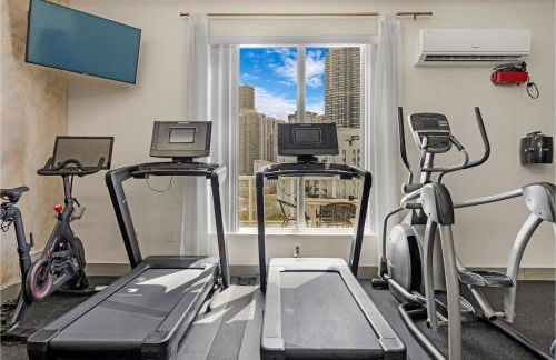 Roami at Habitat Brickell - Photo 38