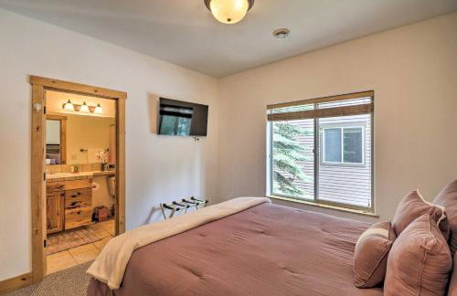 Flathead Lake Getaway with Balcony, Fireplace! - Foto 20