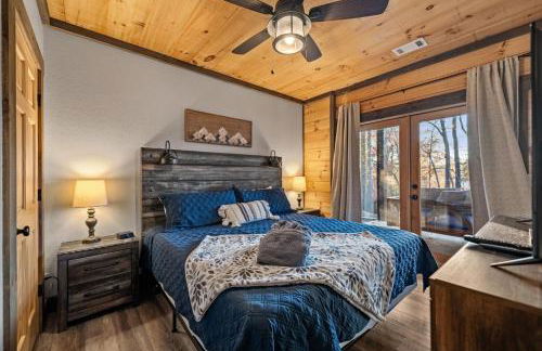 Chardonnay Chalet - Luxe Modern Chalet - Hot Tub, Wi-Fi, Fire Pit, Game Room, Amazing Deck - 15 min to Blue Ridge - Foto 44