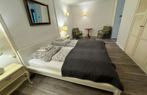 Schöne 2-Zi-Whg Küche Bad Terrasse Parken - Foto 36