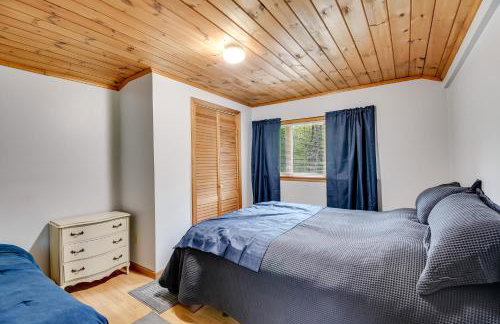 Fishing Pond and Spacious Yard Quiet Home in Sodus! - Foto 15