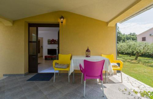 Apartment Susnjici 2 with Pool, Children Playground and Terrace - Photo 11