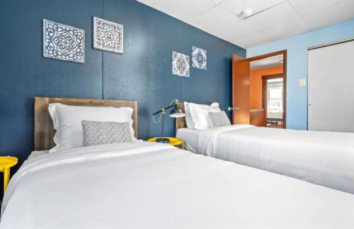 8BR 3BA Classic by Tropicana, Boardwalk, Beach - Foto 14